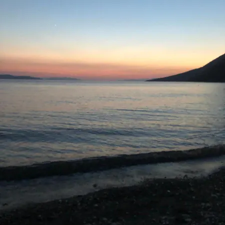 Gasthof Krinides Place